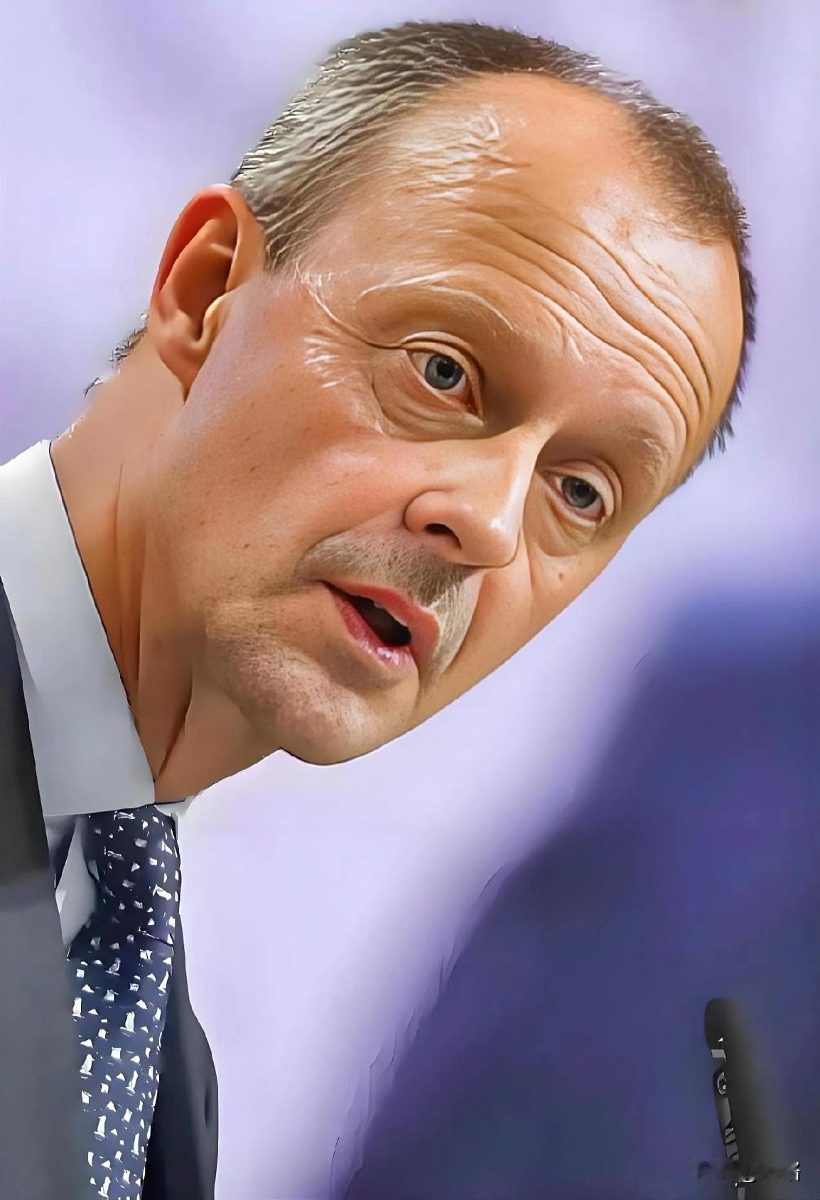 就在刚刚，
德国总理默茨与到访的波兰总理图斯克共同对外发声，给当前紧张的俄乌局势