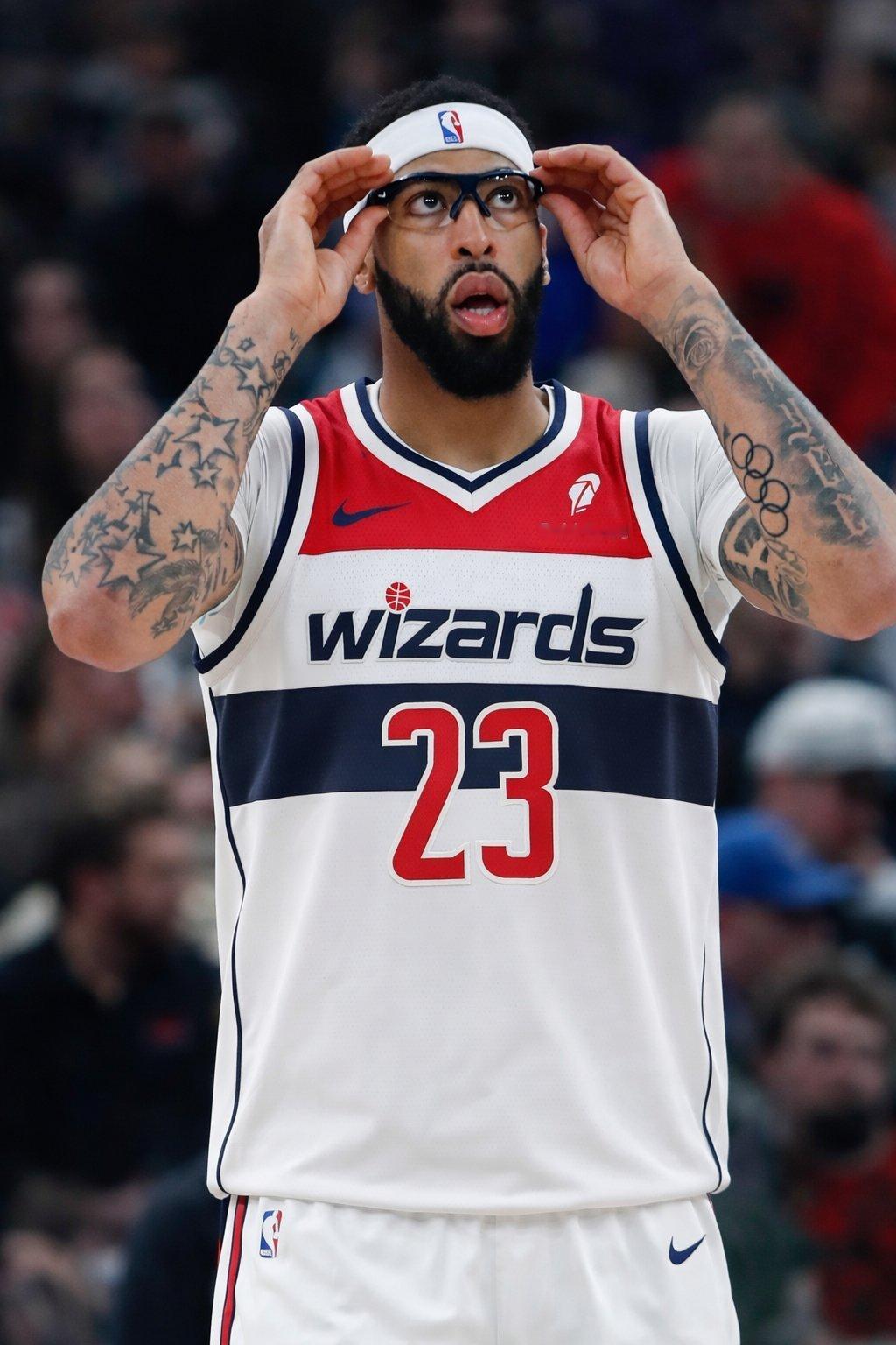 浓眉谈加盟奇才：“这只球队和他们外表看出来的完全不一样。我知道他们一直背负着‘他