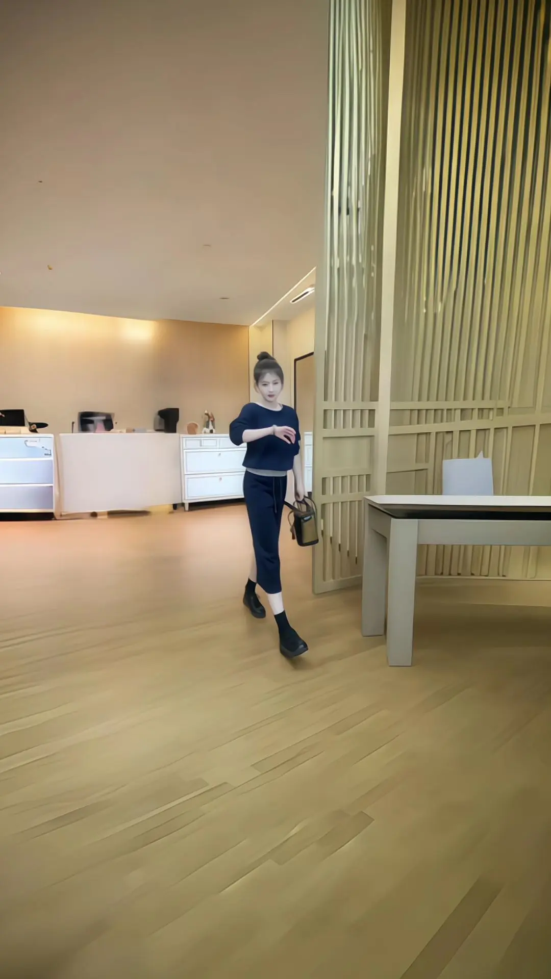 晒出你的硬核穿搭公式 早秋不费力显贵穿搭早秋穿搭公式来了 梨形身材穿搭...