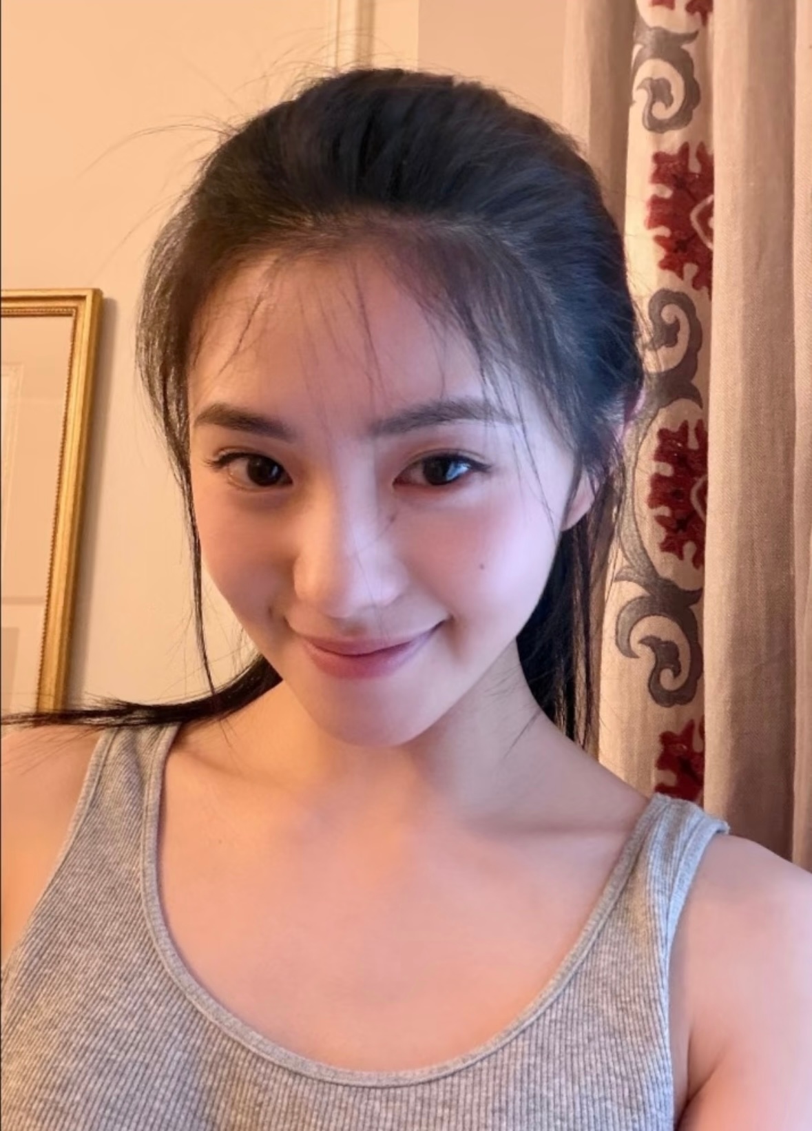 果然再多人模仿形也模仿不来神韵 随手一拍就是新的小白花标杆…. 