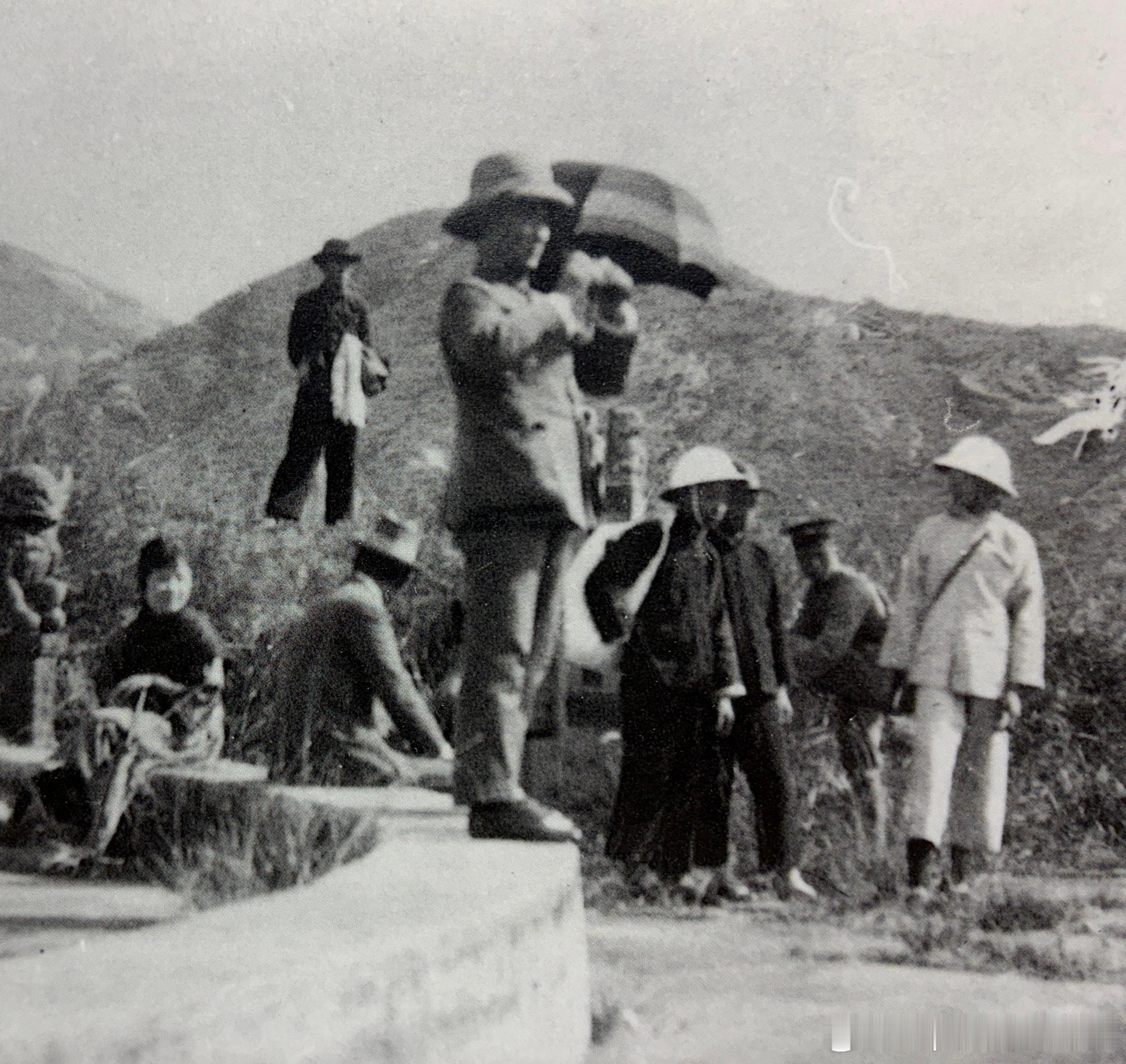 1923年10月孙中山在虎门炮台瞭望作战地形历史影像 ​​​