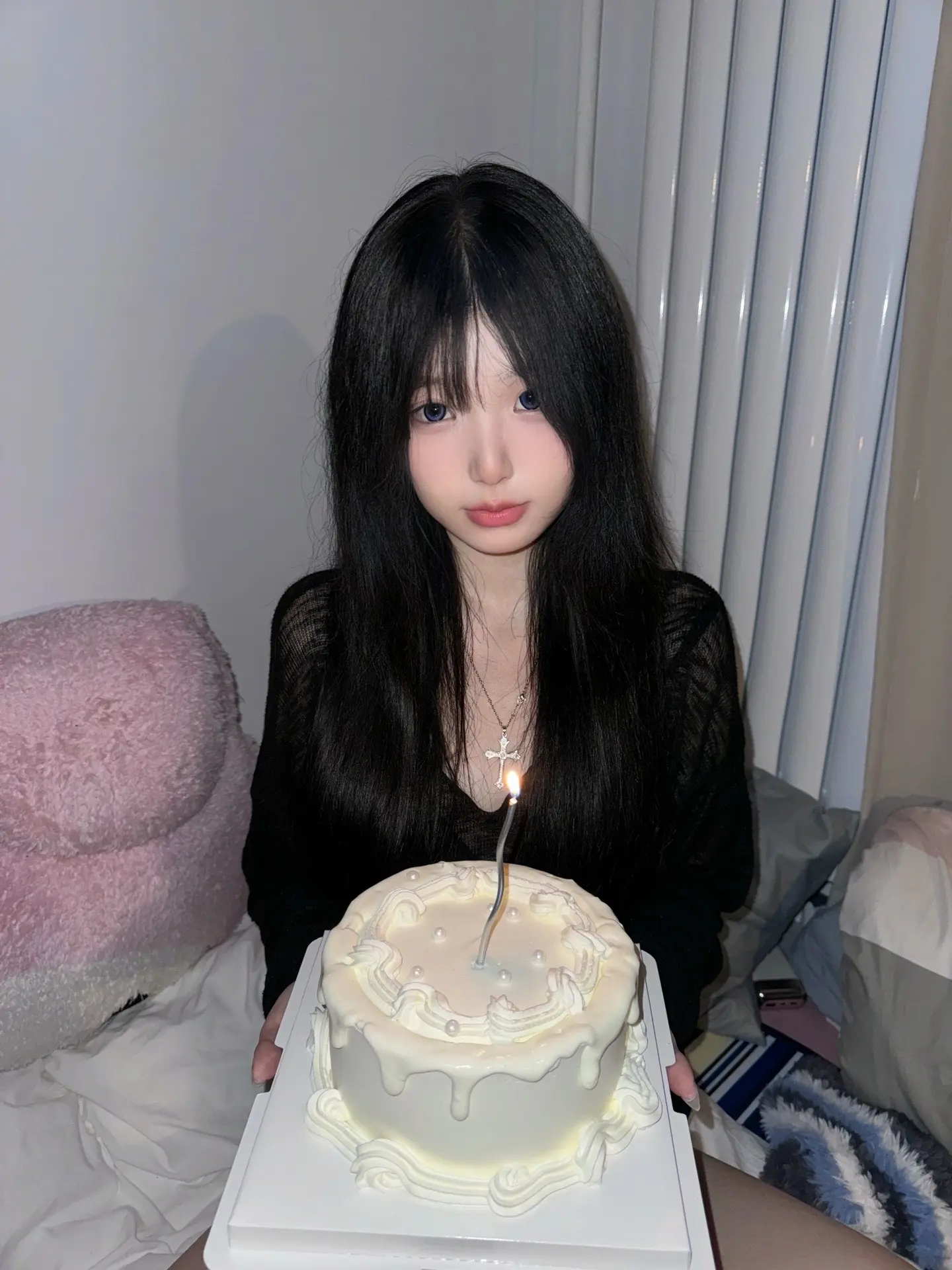吃个小蛋糕。
