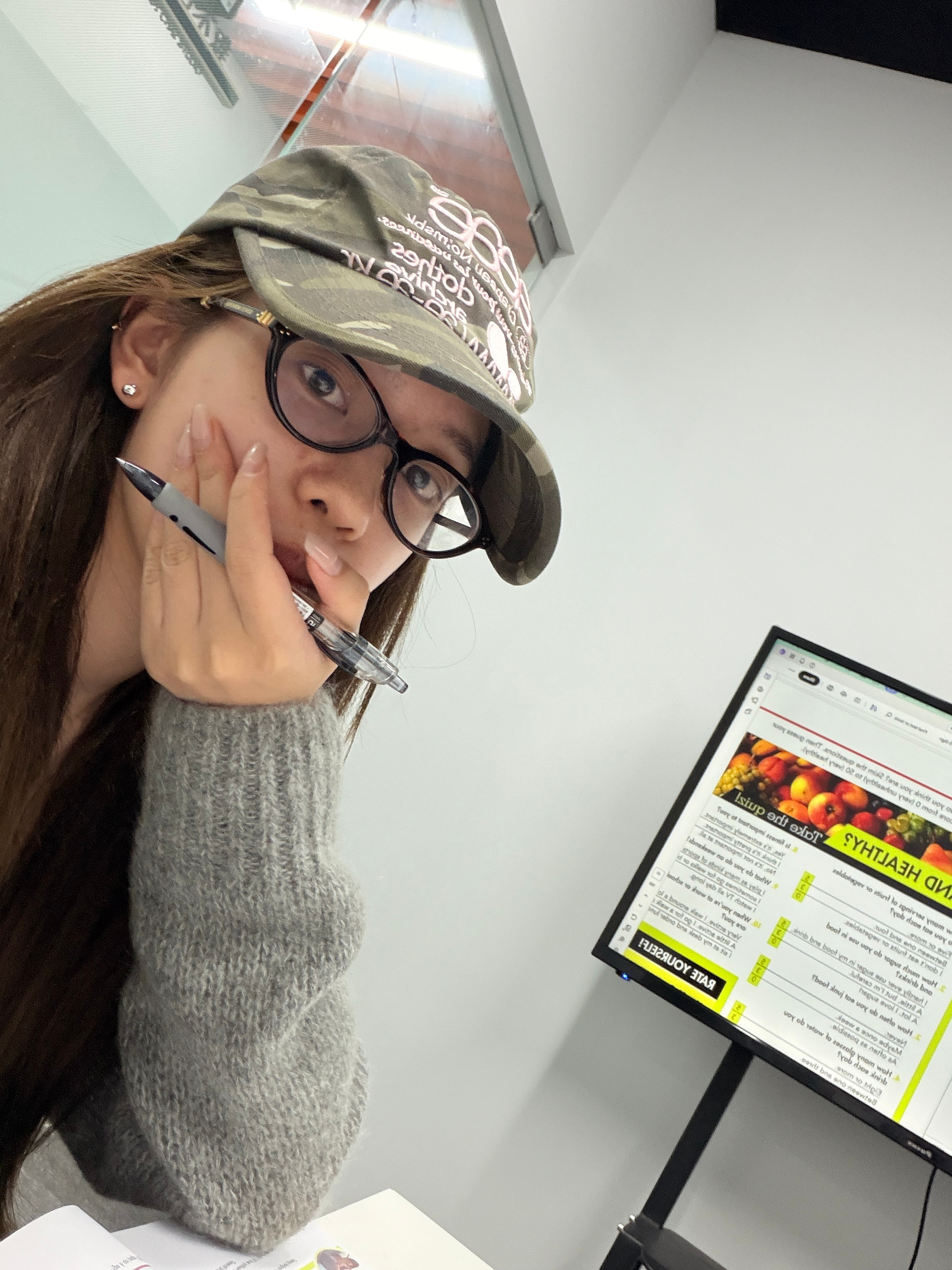 我刚下课老婆们看你们的评论看的鼻子酸酸的