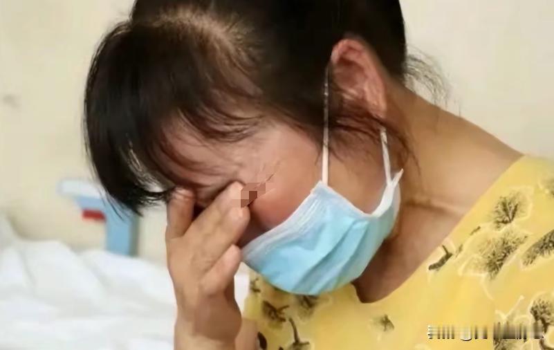 亲妈拿着农药瓶，威胁女儿，对女儿说；
“你不给你弟弟，买房付首付，还贷款，你弟弟