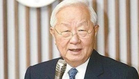 张忠谋当年牛哄哄说“美国掐住芯片脖子中国一点辙没有”，可三年过去了，怎么被掐的没