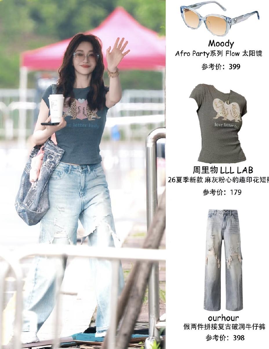李小冉，这一生没有遗憾了。
作为北京姑娘，她拿得起放得下，年轻时轰轰烈烈的爱情谈