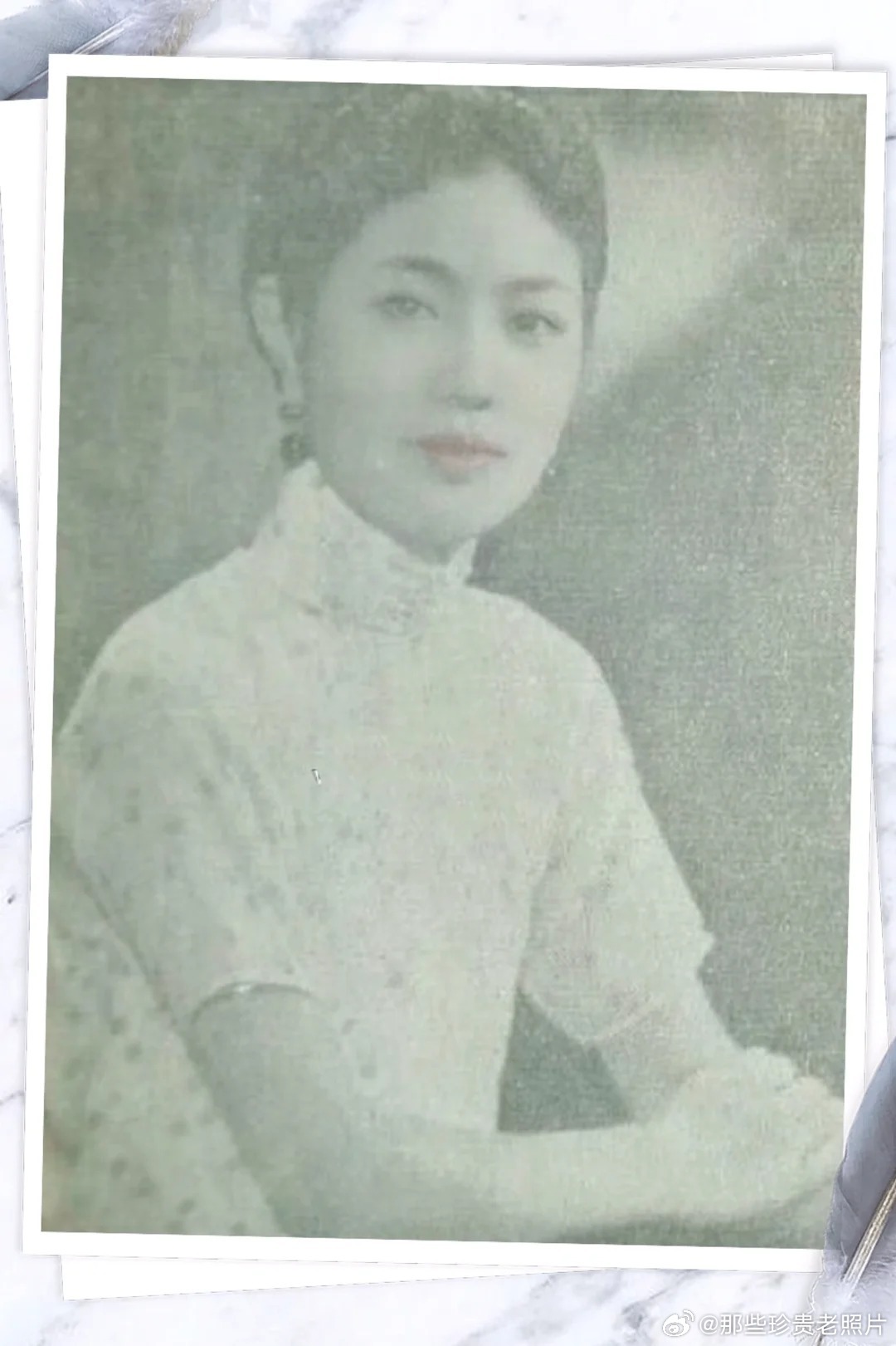 民国名伶四大皇后之章遏云章遏云，女，1912年出生，自幼便对京剧充满热爱。12岁