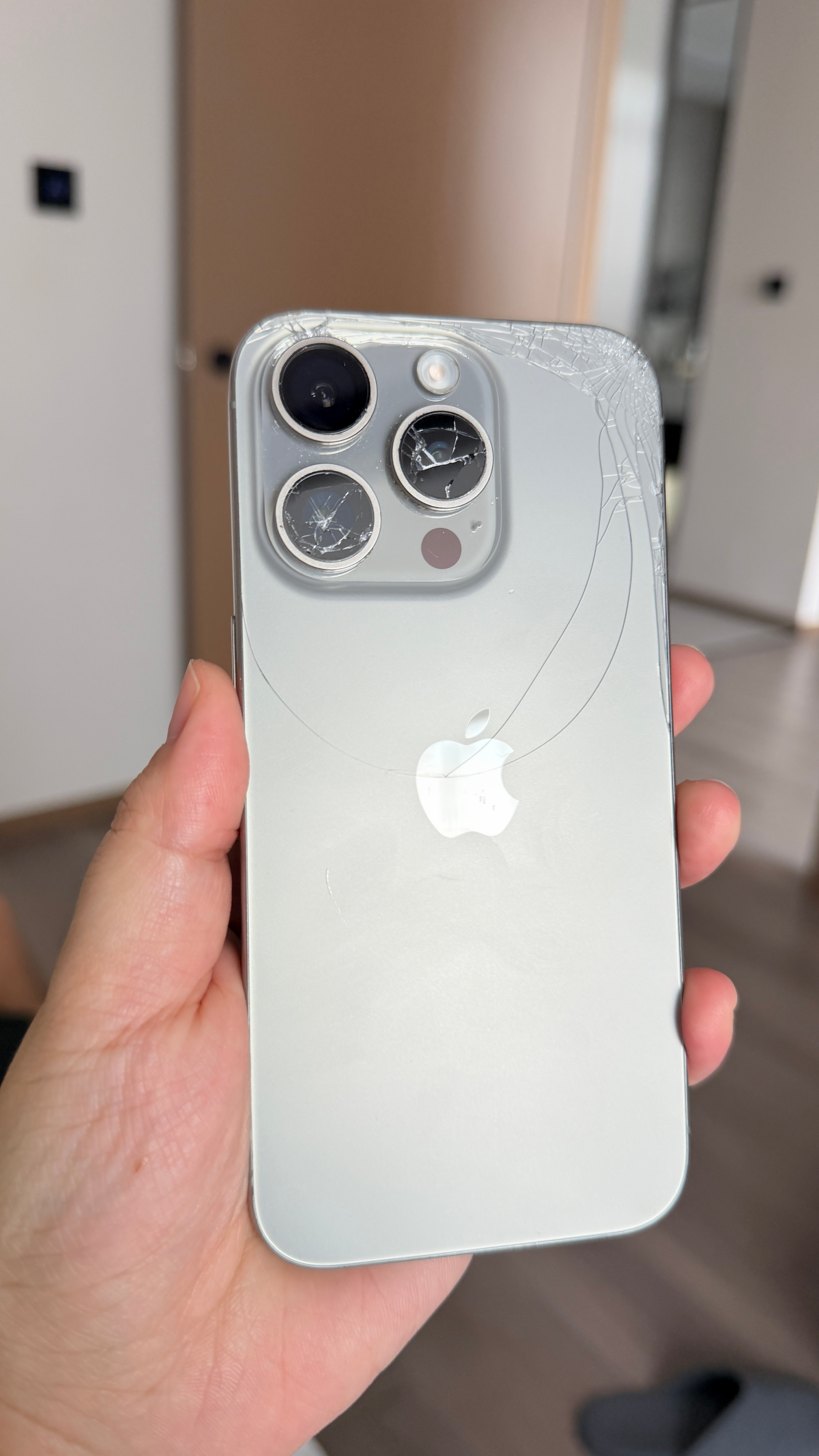 给男管家的手机没多久就这样[怒] ​​​