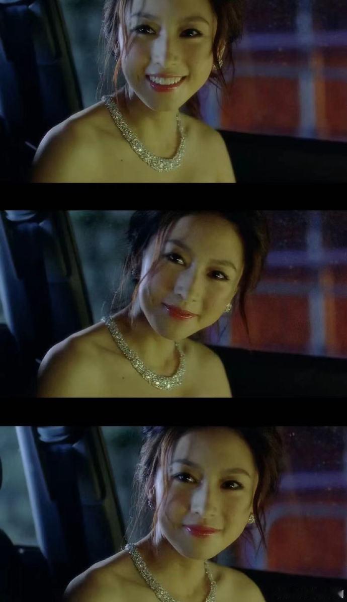 贾晓晨在《内衣少女》这部电影里又欲又甜啊话说这部剧，剧名咋过审的