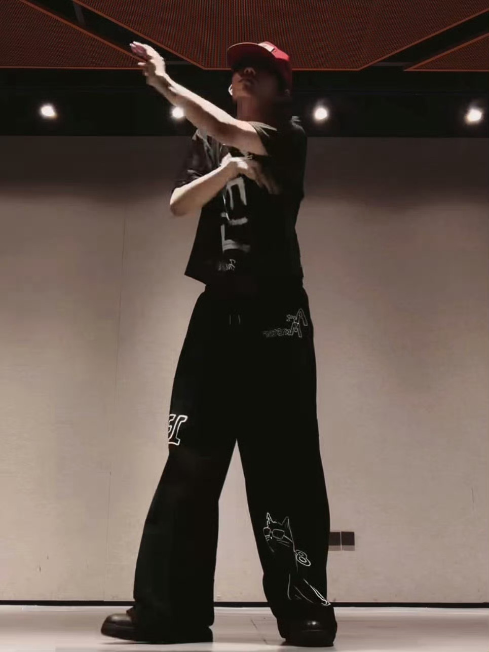 123是同一条裤子456是同一件衬衫谁敢信 
