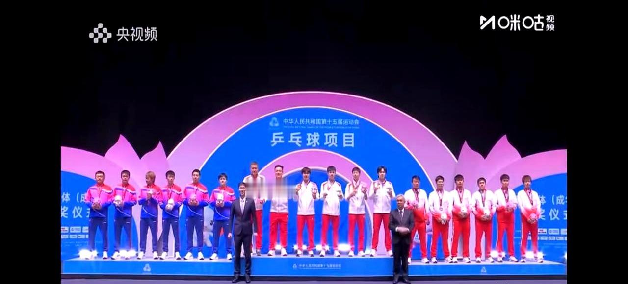 大家有没有发现
 

中国乒坛的“王”姓球员真是藏都藏不住！王皓、王励勤、王楚钦