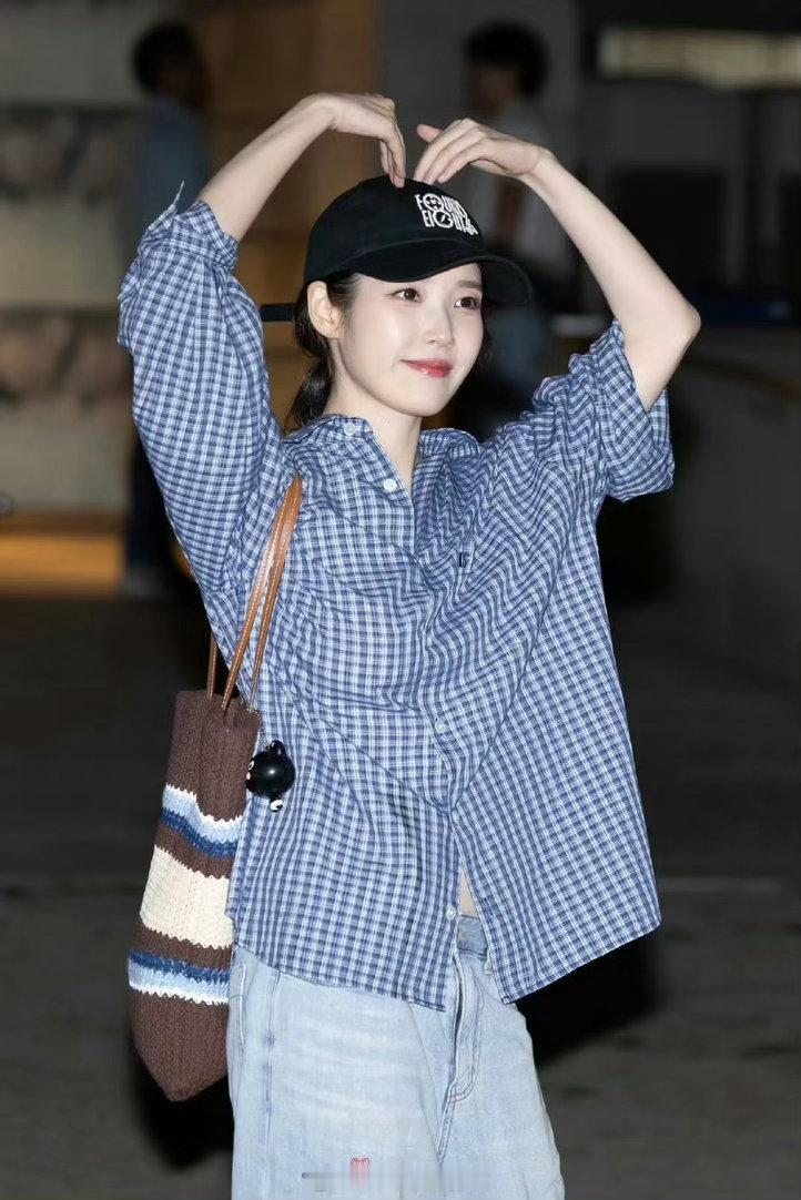 去年今天和今天 这貌似好像是同一件 ​​​