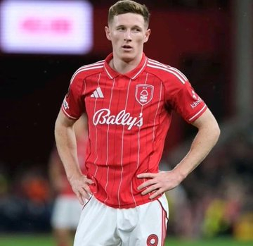 Mike Keegan就中场big name来说，如果奥纳纳，拉什福德，齐尔克泽