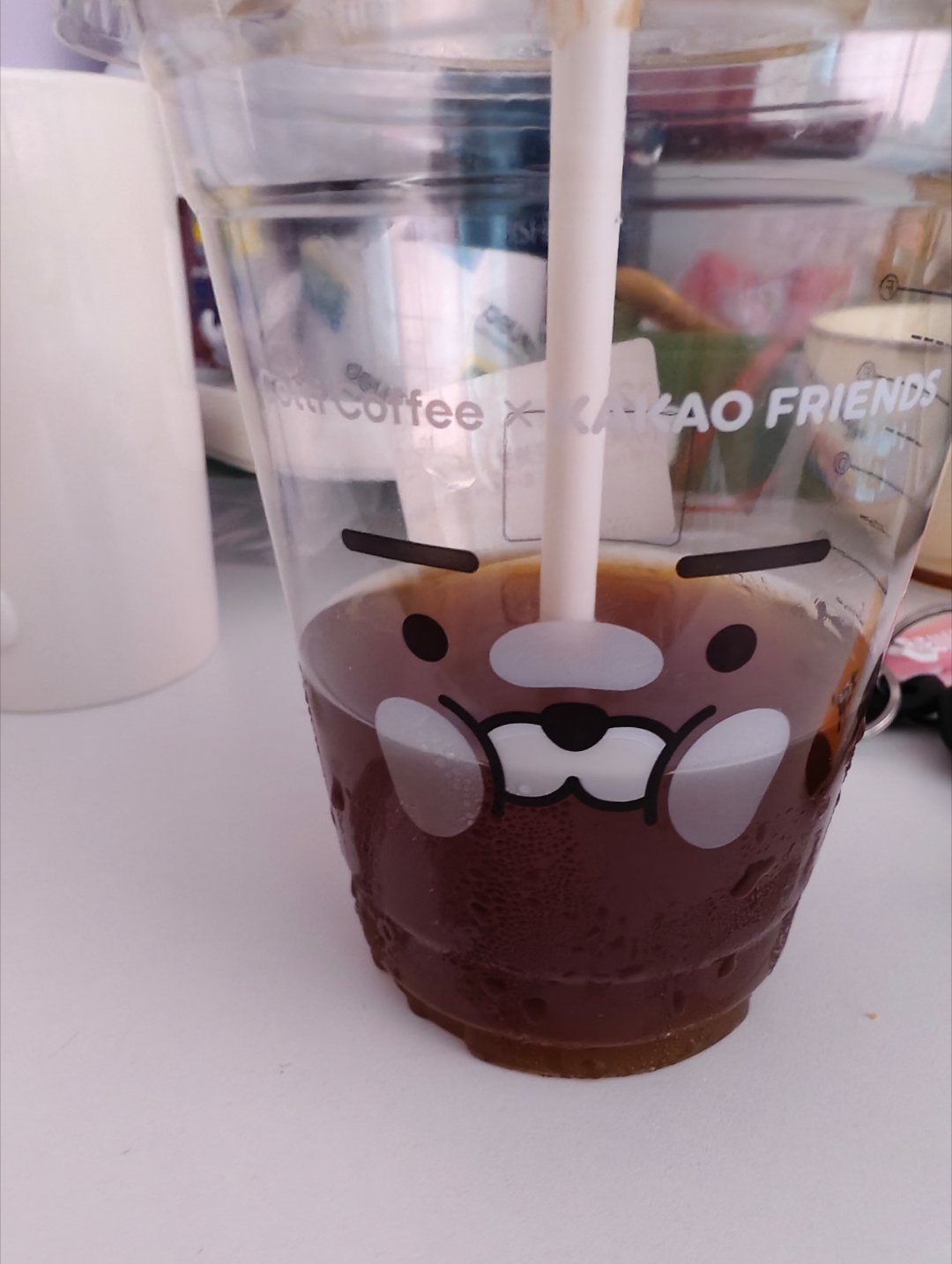 今天美团是不是很多品牌的饮品都搞活动啊？0元抢了一杯库迪咖啡，虽然很难喝[微笑]