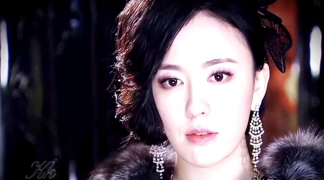 没发退圈声明，抖音号直接注销。一个正当红的女演员，就这么凭空消失了5年。

20
