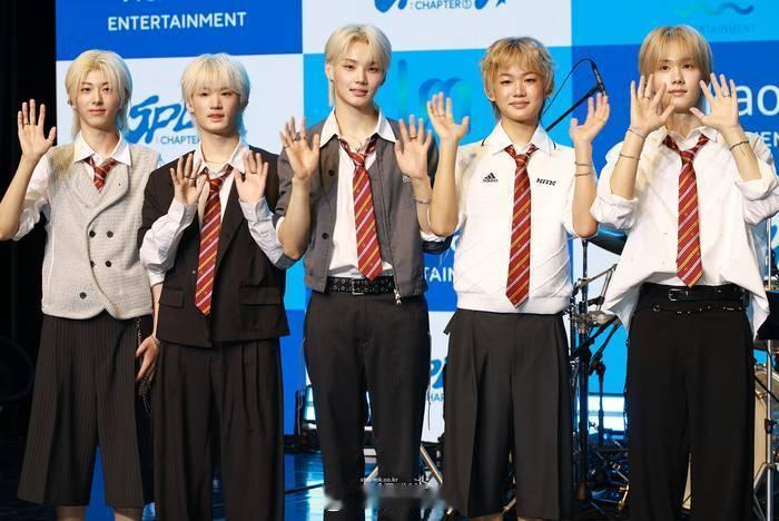 【乐队SPLIT将DAY6选为榜样】权叡俊表示“我刚拿起吉他的时候，DAY6前辈