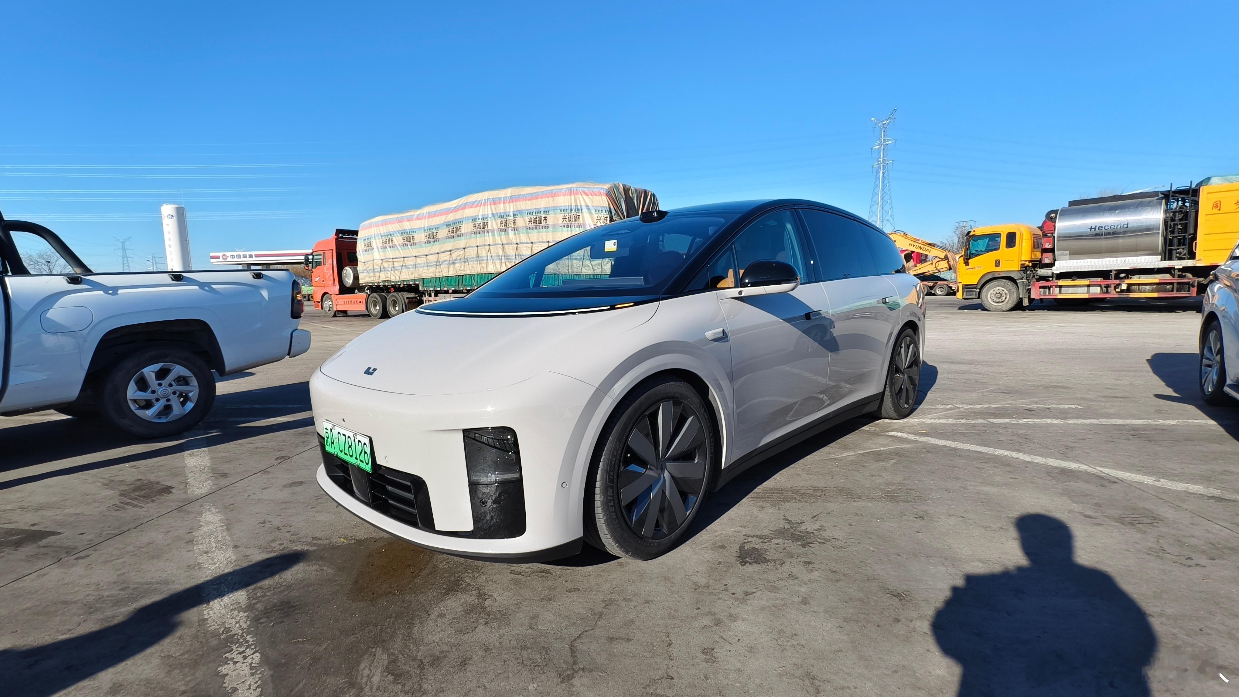 北京往返西安2000公里开启我们的长续航去李想老家充个电理想汽车呵叔呵叔出差呵叔