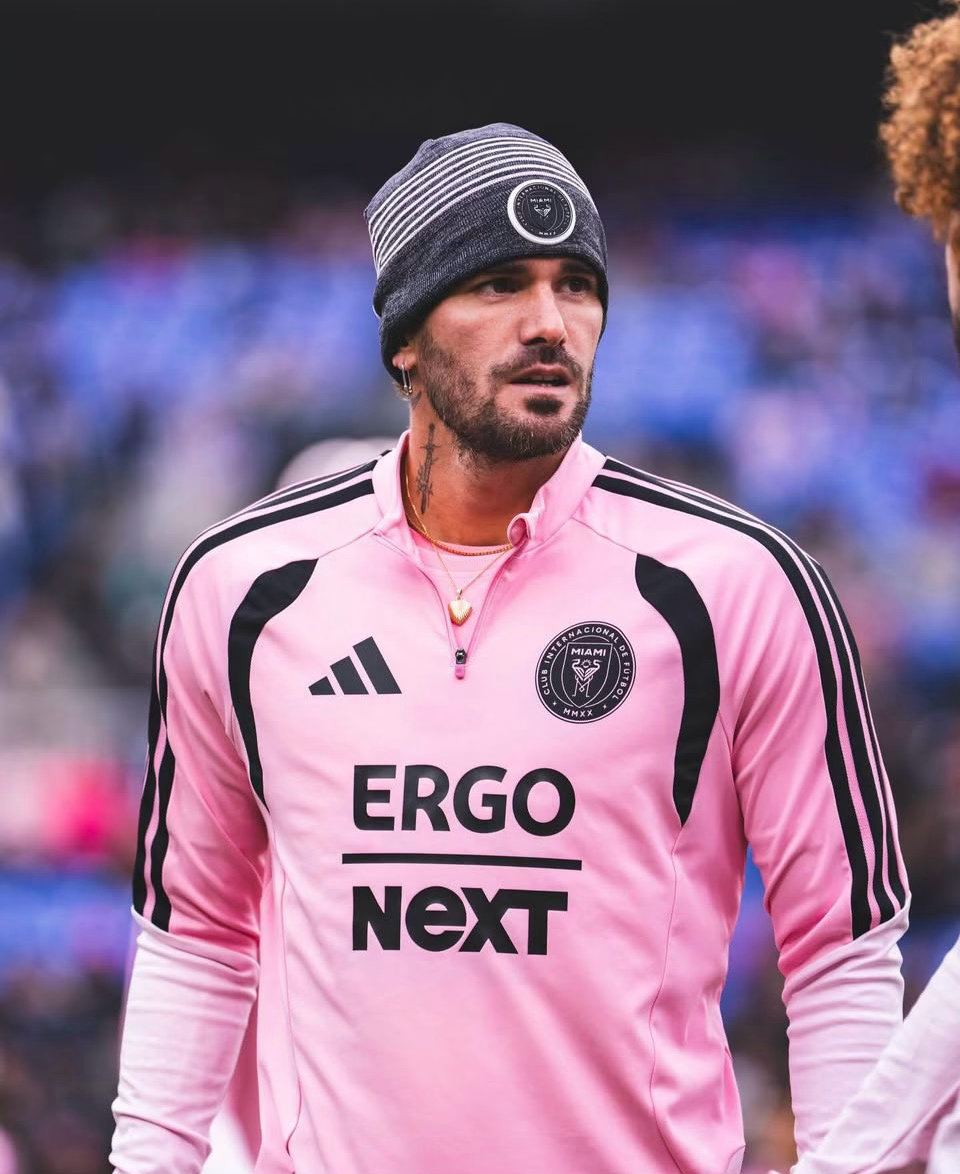 🚨迈阿密国际证实德保罗左腿肌肉不适，但并不严重，俱乐部决定让他休息。他没有随队