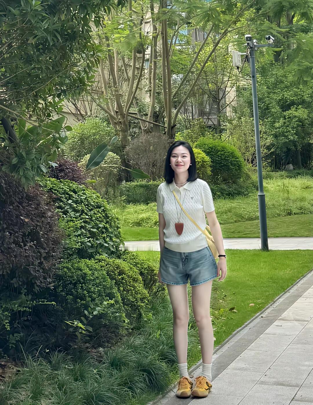 夏日穿搭，办公休闲皆宜