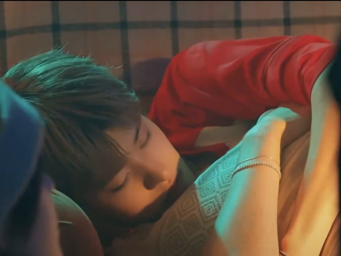 看熙儿扮火星哥有种他40岁还长现在这样的感觉，今天物料的一点点截图，我个人最喜欢