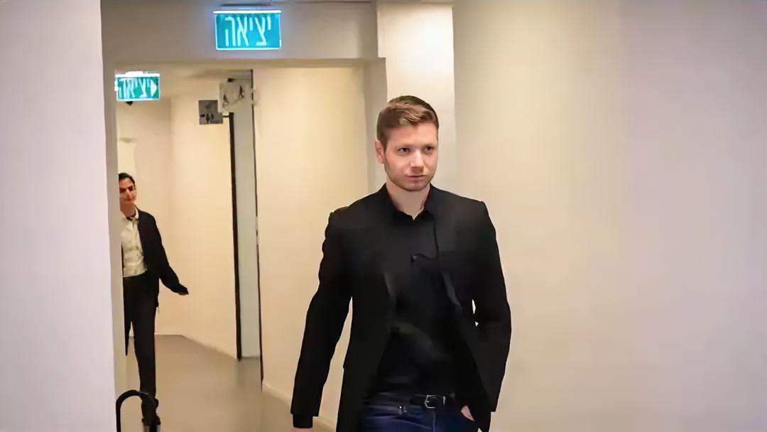 伊朗否认了刺杀特朗普小儿子巴伦的传言，但内塔尼亚胡长子亚伊尔确实遭遇过重大安全威