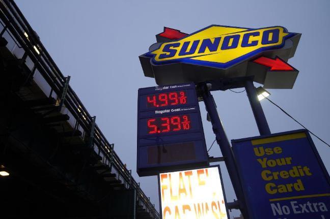 美国那边的操作，简直离谱到刷新认知，美伊之间的仗还没个准信，居然有人提前钻空子，