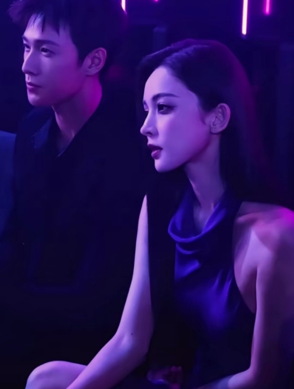 娜扎认证自己不张嘴清冷一张嘴软萌【娜扎】你究竟是恨我，还是恨你不是我。 