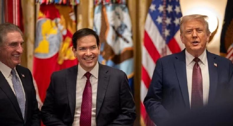 伊朗新领袖刚上任，美国情报简报爆猛料，白宫真笑了？

最近网上疯传美国情报说伊朗