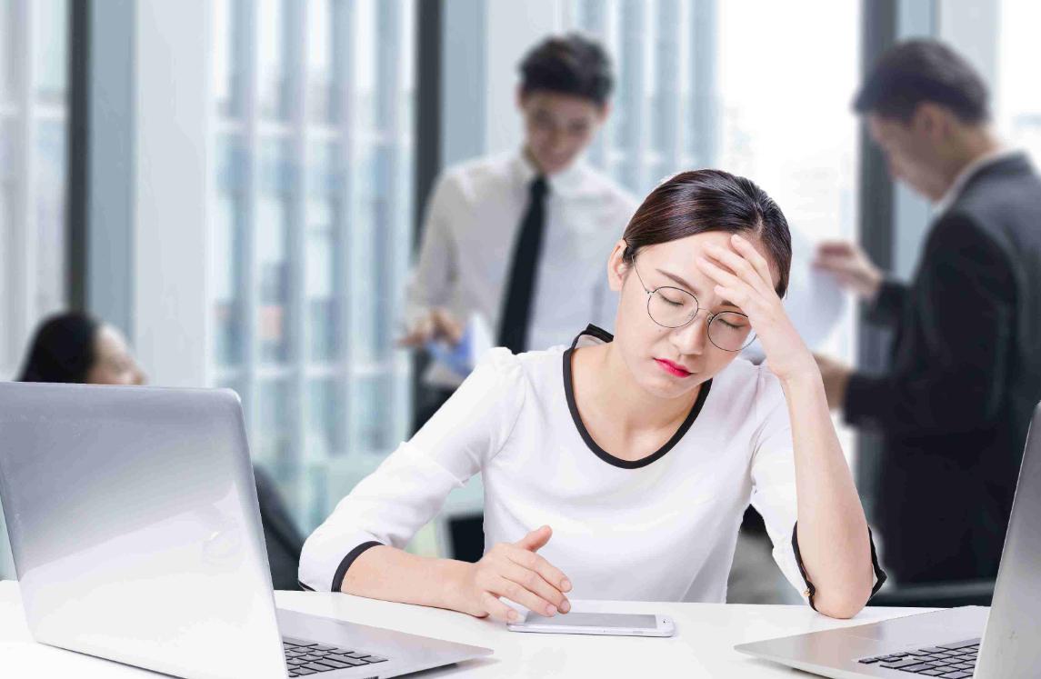 不管在什么地方混，都要牢记这4条铁律，看完让你少走十年弯路
 
很多人刚进社会时