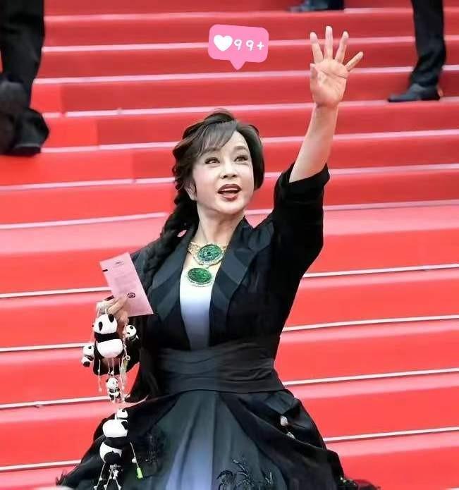 刘晓庆最近输了场官司，这事儿传得挺快。2026年8月31日，深圳市中级人民法院把