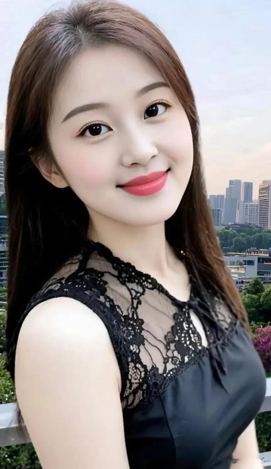 这美女，气质容颜满满！