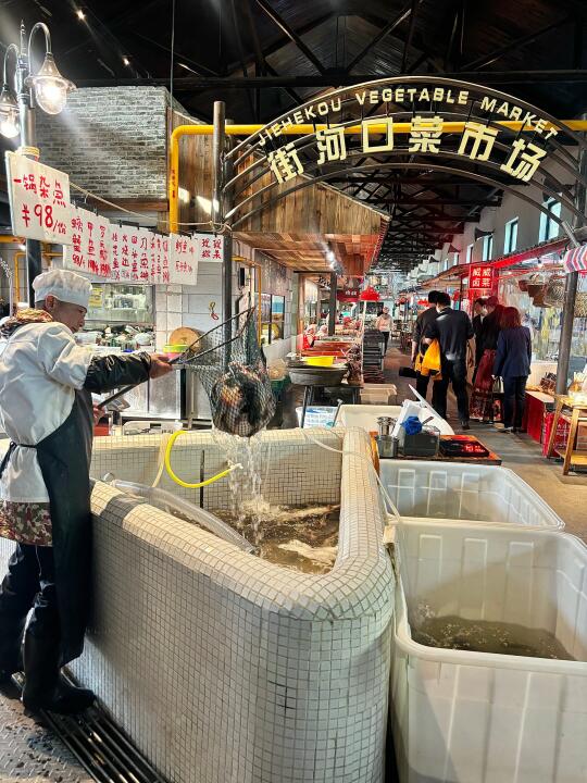 岳阳新开的！！逛完洞庭湖建议直奔这里…