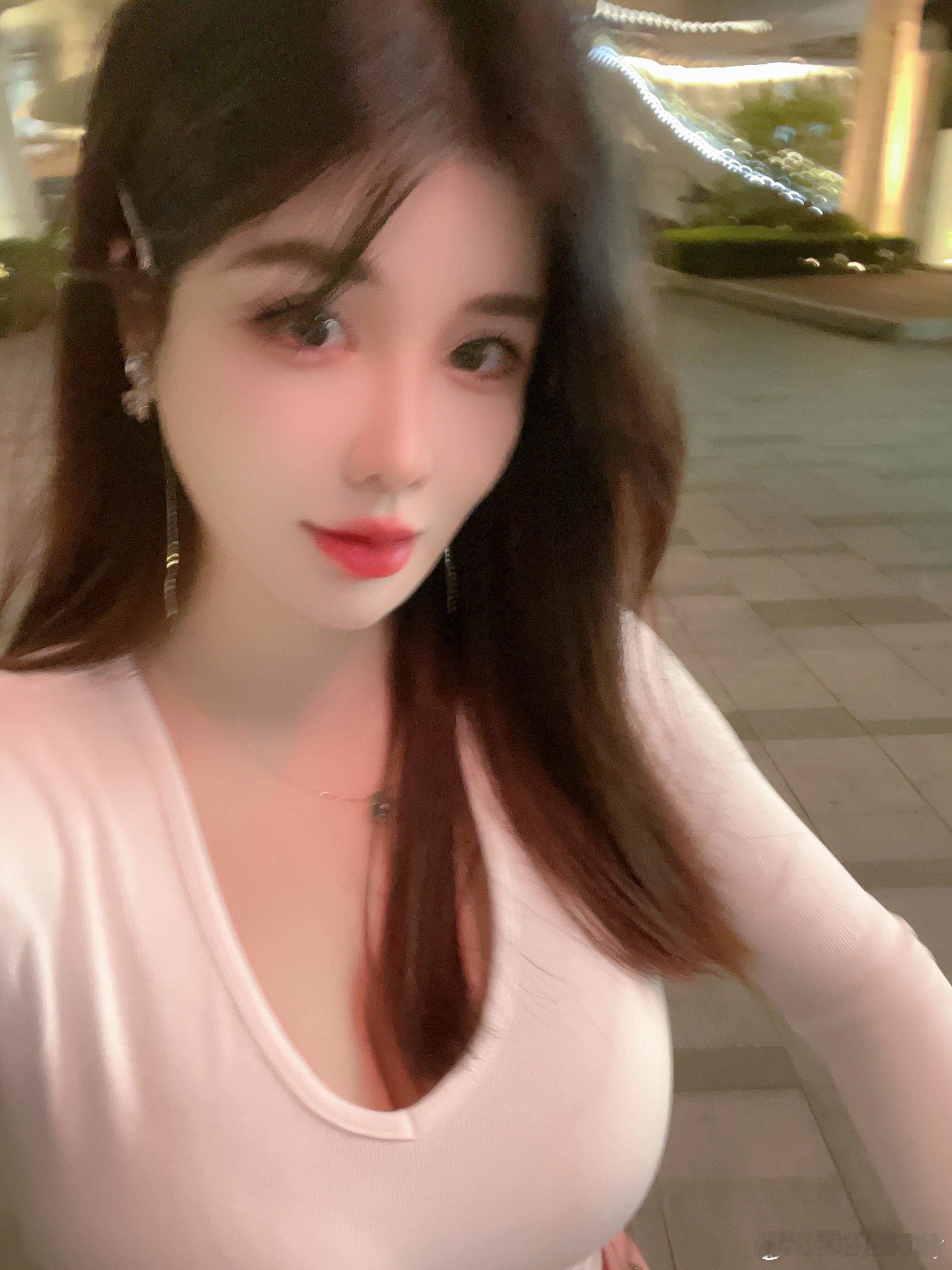 闻到了夏天的味道。  ​​​