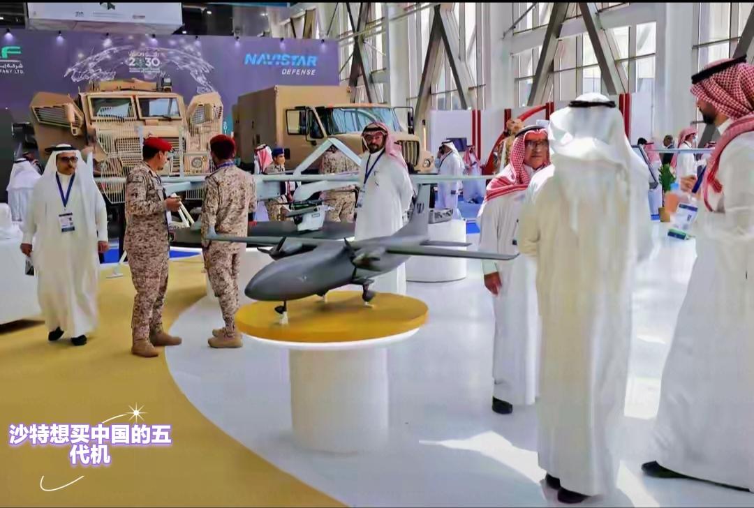 沙特想用一万亿美元采购武器，这其中歼35和F35A都备受关注。沙特追F35A多年