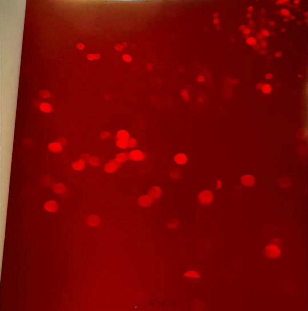 肖战媚眼抛了一年粉丝才看见居然真的藏了红海，所以这就是观察者的意思吗…估计大家刚