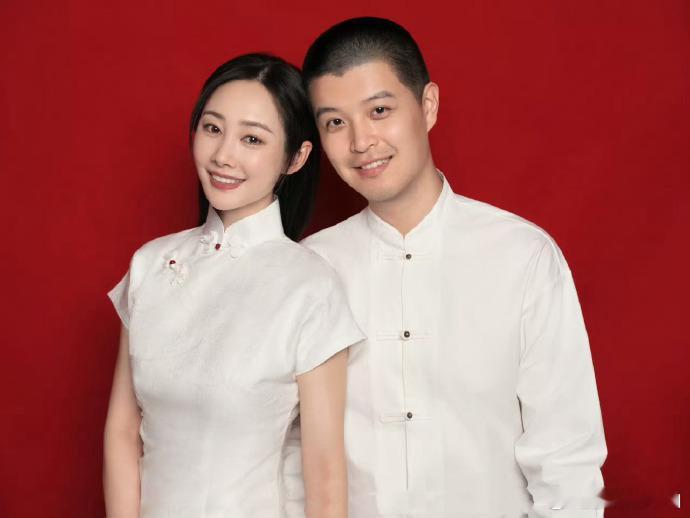 马頔李纯孩子可以叫马思纯李纯马頔结婚 恭喜李纯马頔结婚啊，马頔这回不仅是“爷们要