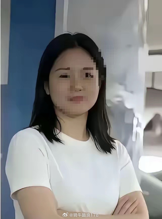 霸占车位的彭某被停职处理，一件小事情最后酿成了苦果，只有彭某自己知道有多痛。彭某