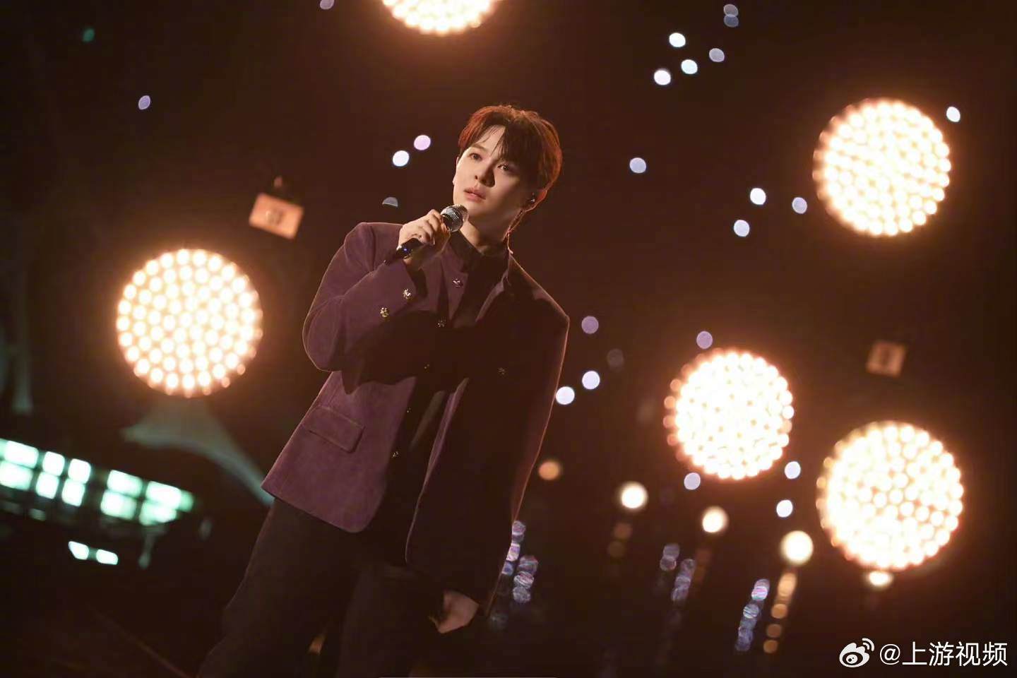【#尤长靖回应被结石姐选中对决#】谈及歌手第二期被Jessie J选中对决时的苦