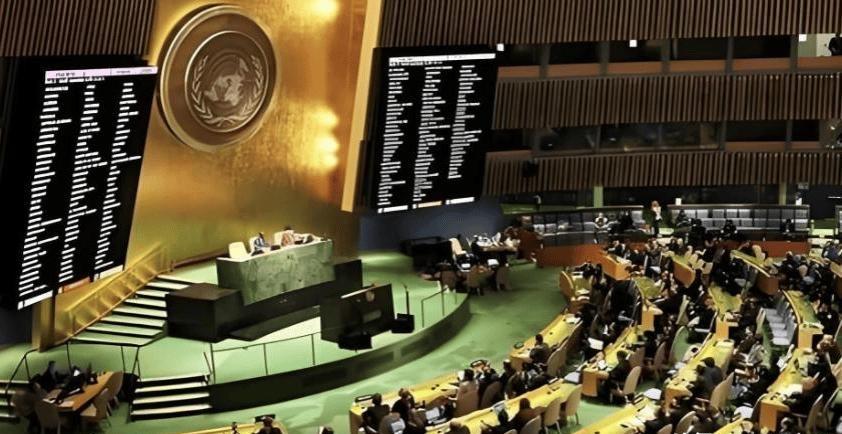 乌克兰若割地是否能换来和平，这事儿还真不好说。如今美国态度大变，从支持乌克兰到施