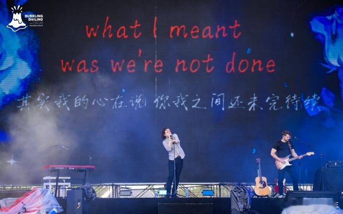 泡泡岛治好了我的精神内耗每次回想起泡泡岛，我都会想起那些不分台上台下的瞬间，大家