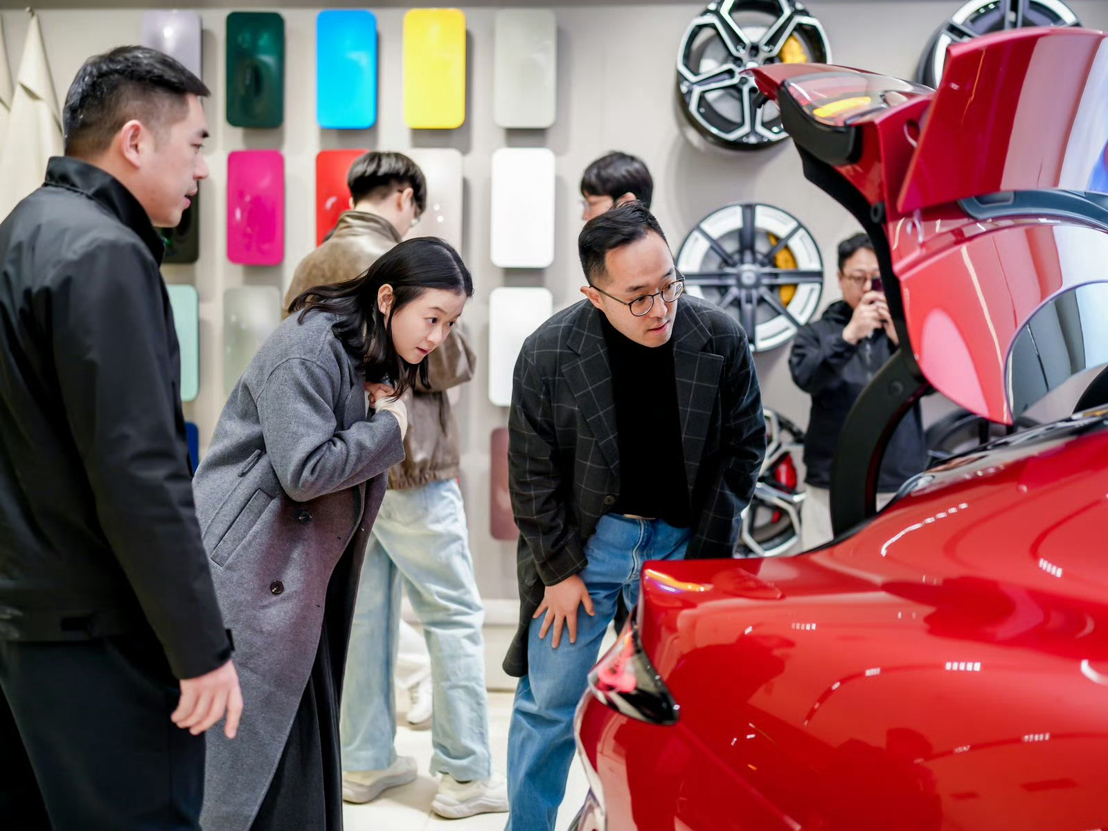 新SU7激发中国新能源车消费热 新SU7上市后的火爆程度，超出很多人预期。锁单数