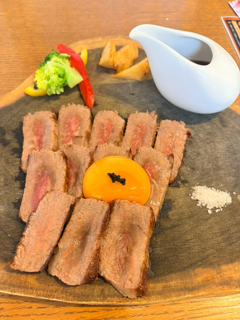 旗旗家今天的饭午饭吃这个属实有点爽 ​​​