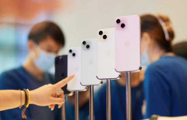 苹果iPhone 15降价至2800元 库存清空在即？