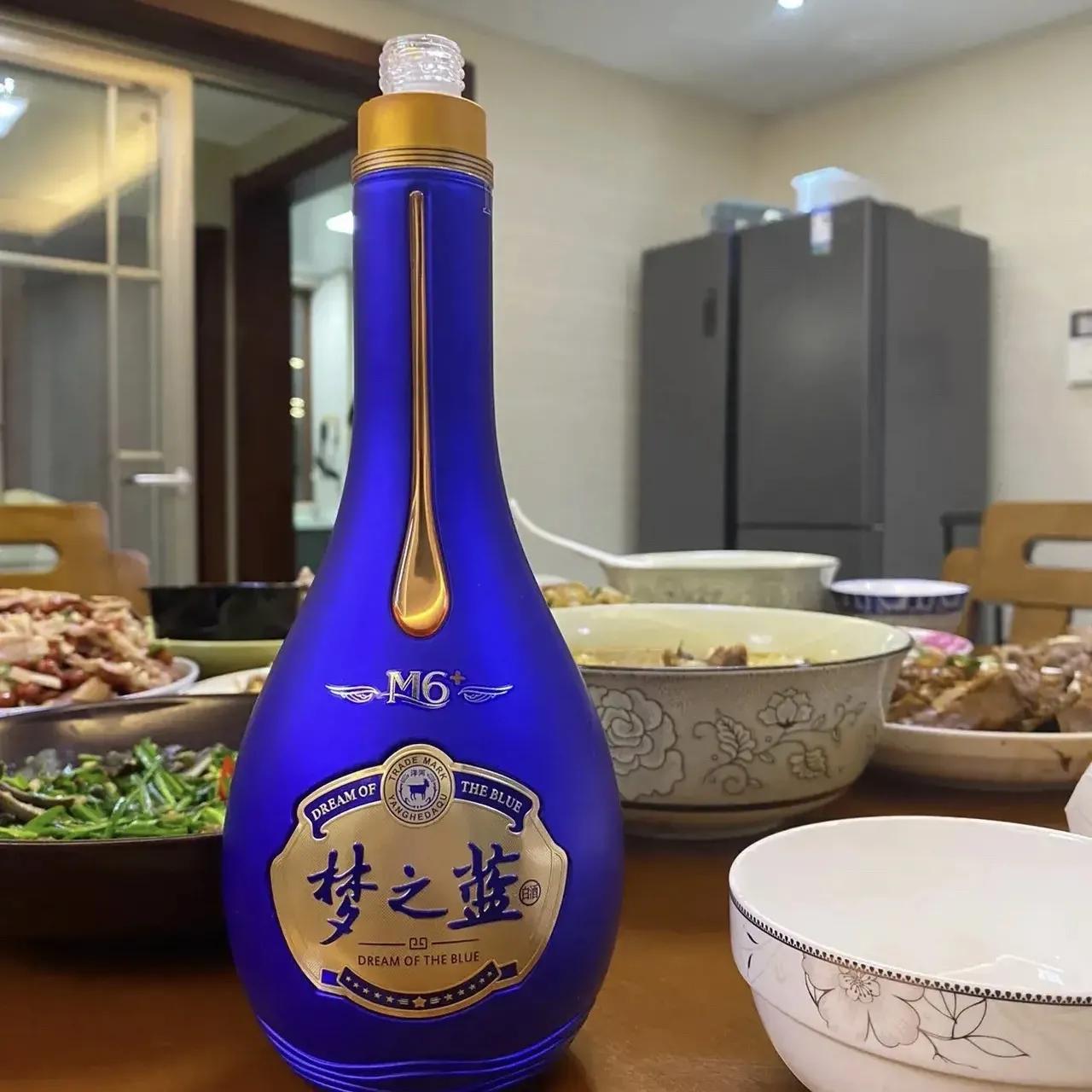 高端酒局只认茅台、五粮液？行家：胡说，这4款也是公认的排面好酒

（1）梦之蓝M