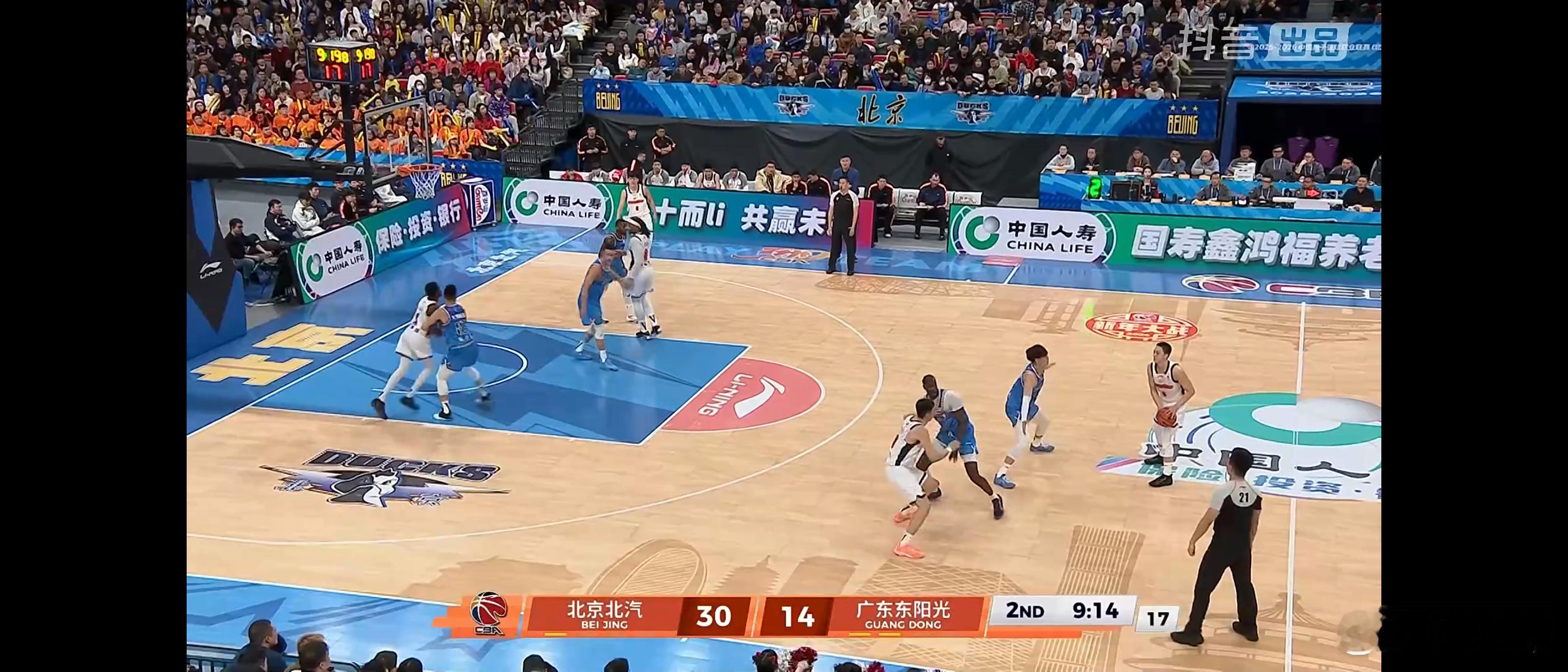 虽然胡明轩不论是在广东队还是在国家队都会打1号位，但是他对1号位的打法还是不那么