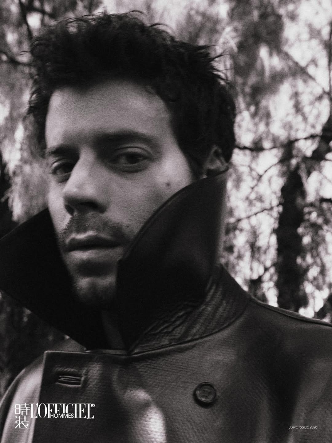 François Arnau 𝙓 时装男士 L'Officiel Hommes