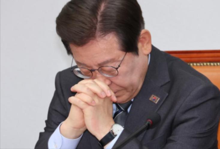 震动半岛！李在明连出两大狠招：砍三八线驻军、迁总统府，改写韩国权力格局

近期，