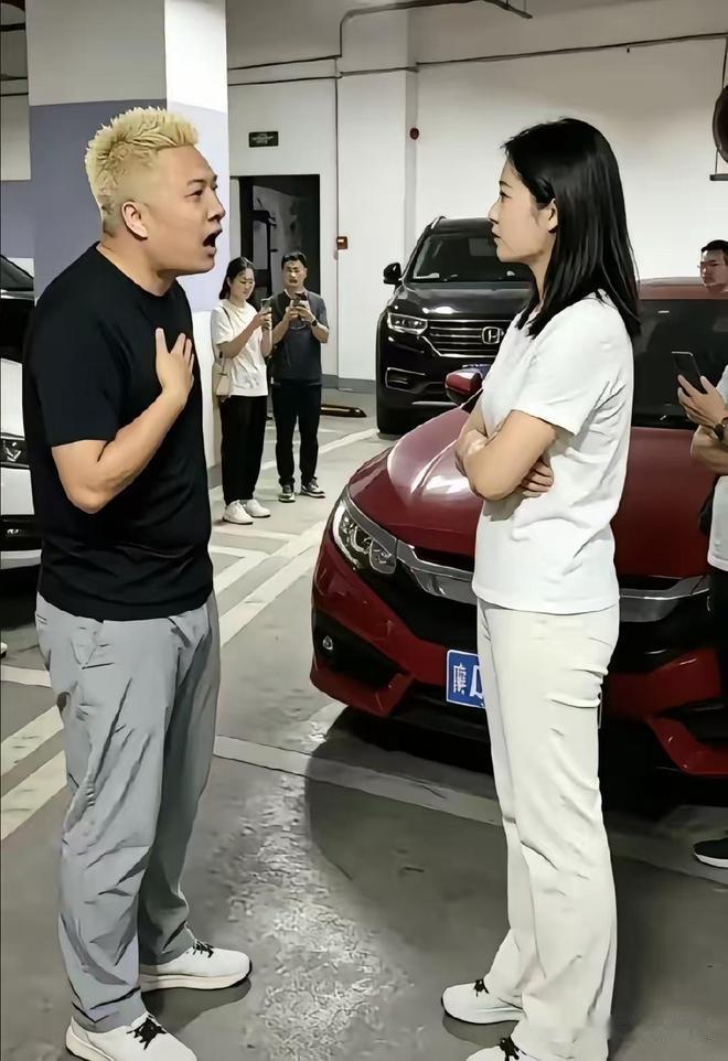 . 私德无底线的公职人员，必须清退出队伍以儆效尤，看完长沙女公务员长期霸占业主车