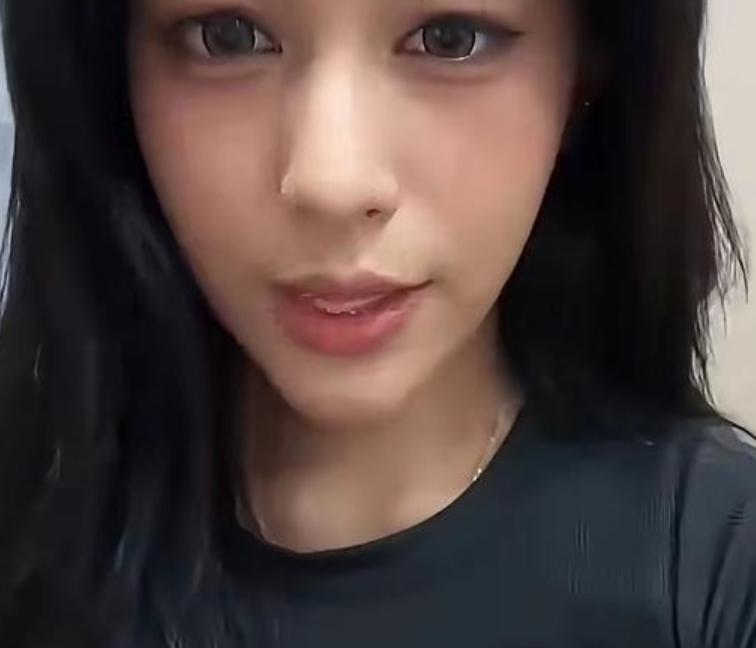 马来西亚华人称：我们和新加坡华人不一样，虽然我们国籍是马来西亚人，但是从小就被教