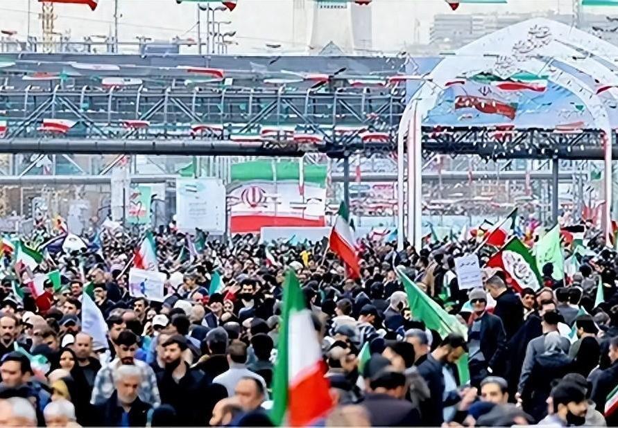 八国联合谴责以色列，这八国是阿联酋、土耳其、埃及、约旦、印尼、巴基斯坦、沙特、卡